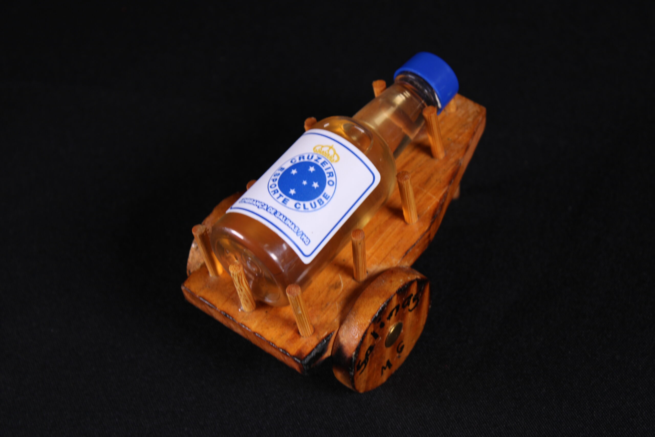 Cachaça de Salinas no Carrinho de Boi