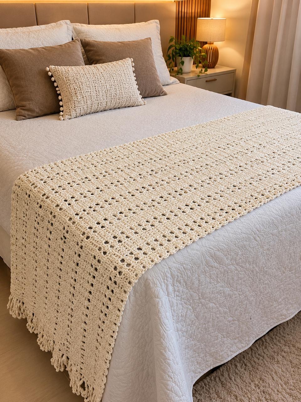 Peseira de Cama em Crochê Artesanal - Barbante Cru