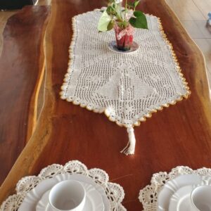 Trilho de mesa Nossa Senhora